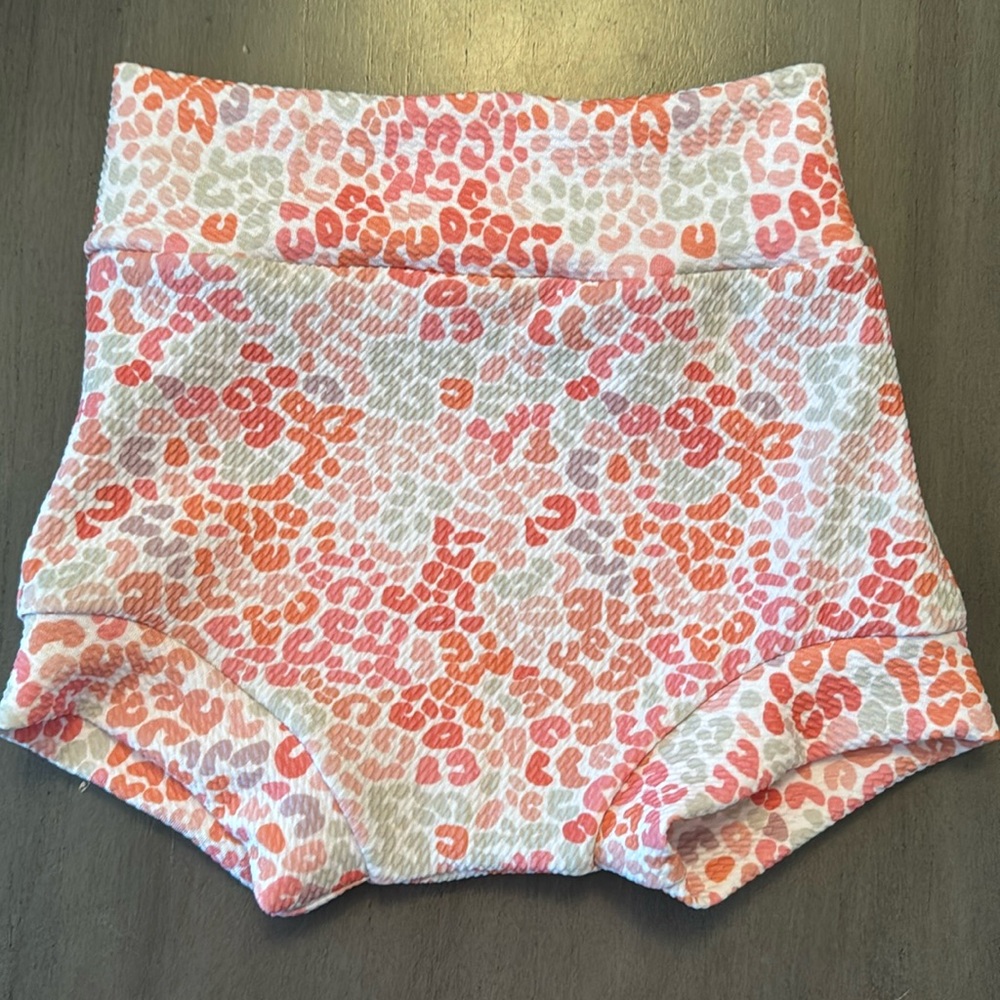 Pastel Colors Cheetah Bummies